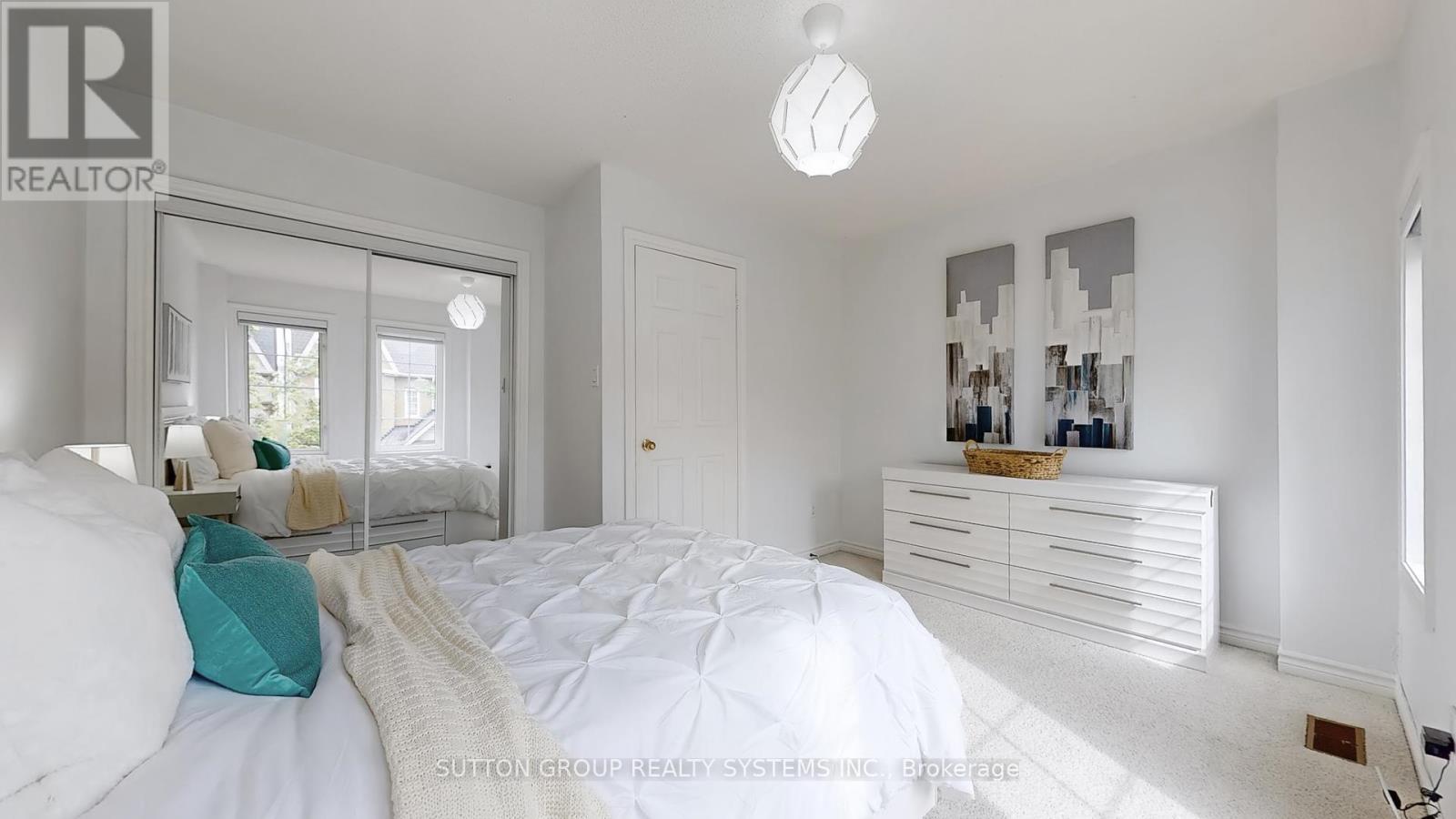 180 Rankin Crescent, Toronto, Ontario  M6P 4H9 - Photo 13 - W12184892