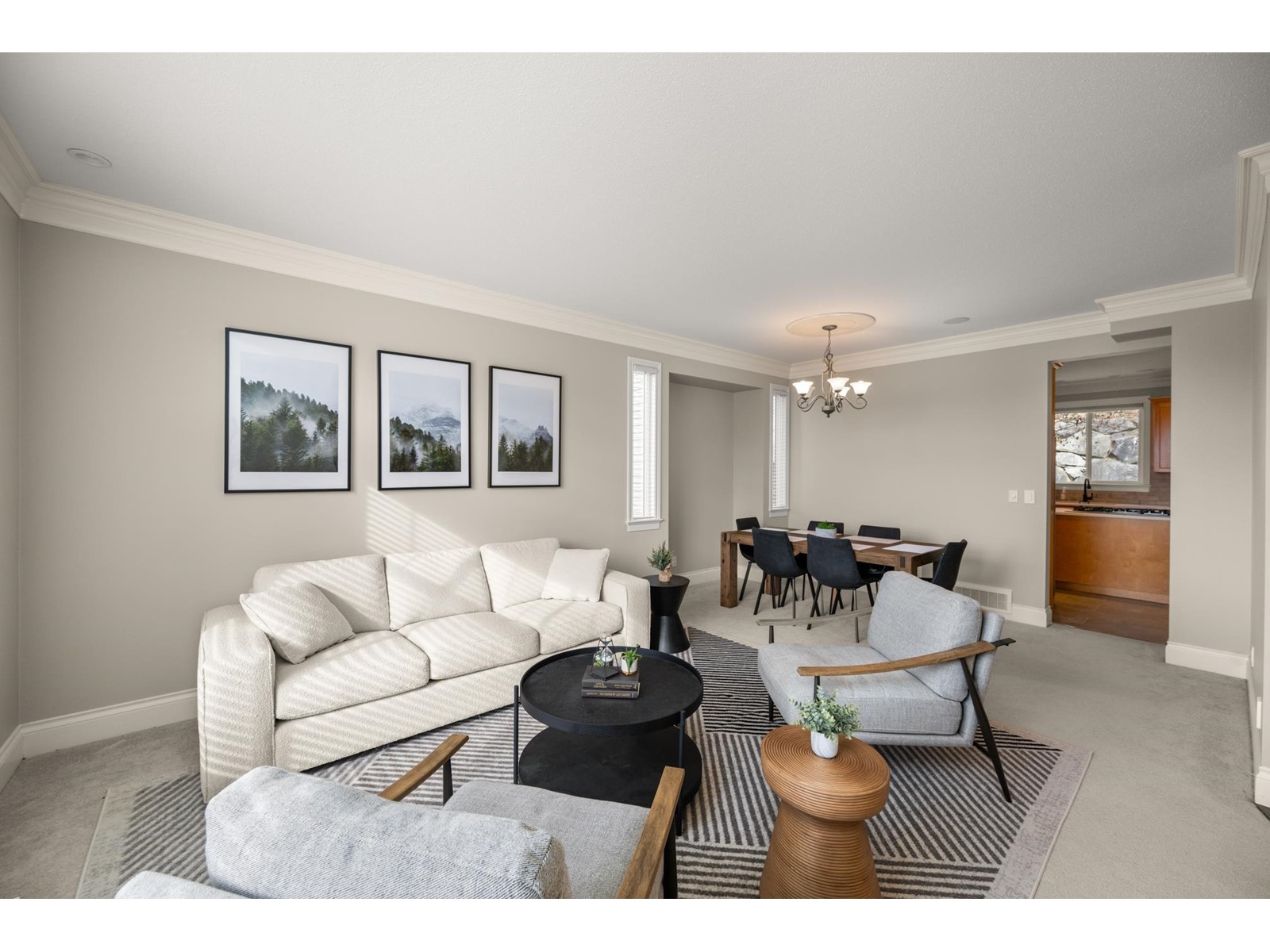 35361 Kinloch Place, Abbotsford, British Columbia  V3G 3A8 - Photo 6 - R3009193