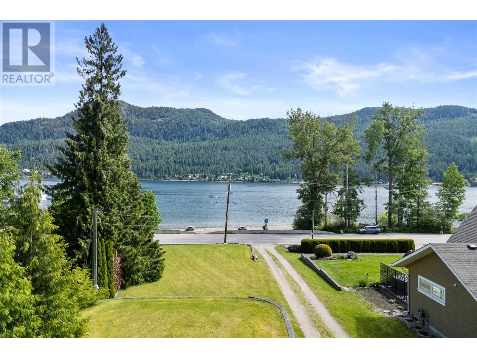 Property at 2524 Blind Bay Road image 3