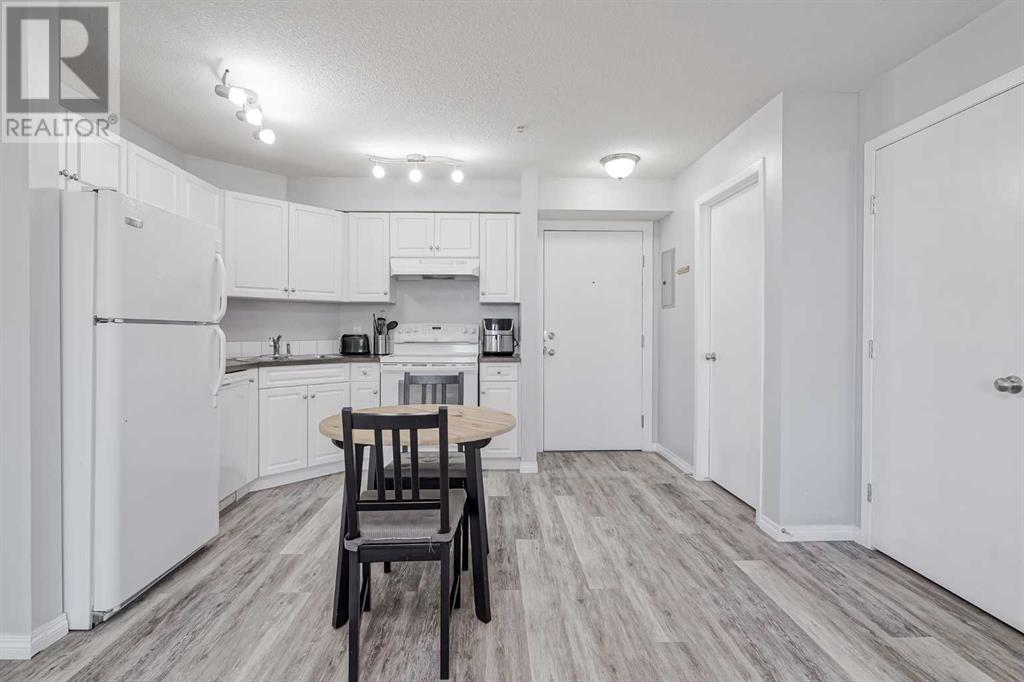 313, 2000 Applevillage Court Se, Calgary, Alberta  T2A 7Z4 - Photo 9 - A2222448