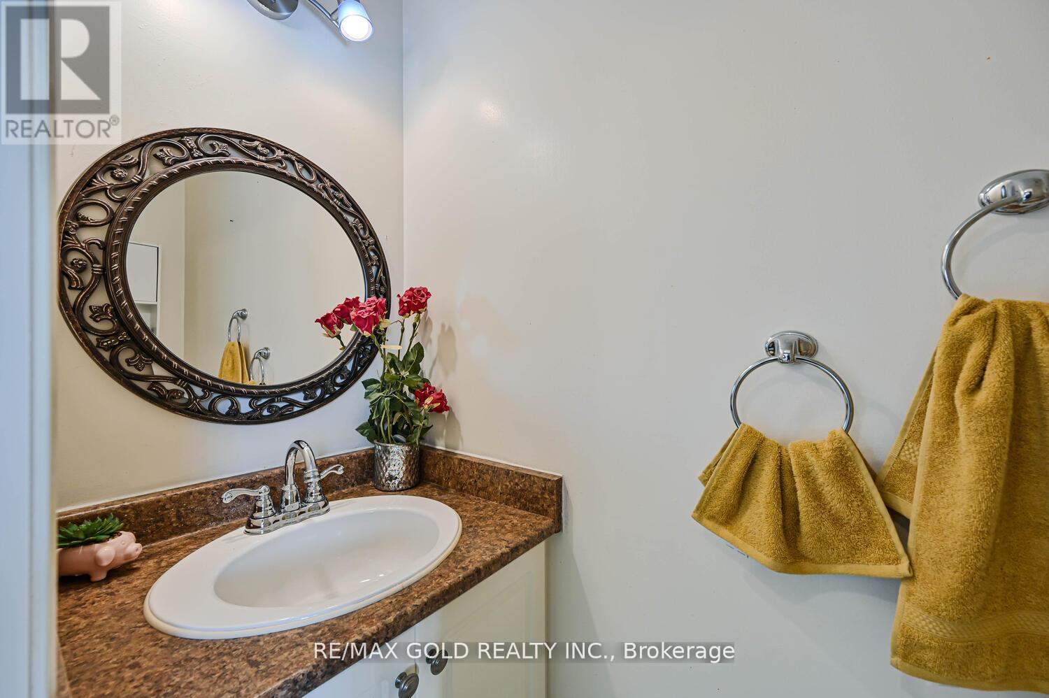 138 Pressed Brick Drive, Brampton, Ontario  L6V 4K3 - Photo 37 - W12185066