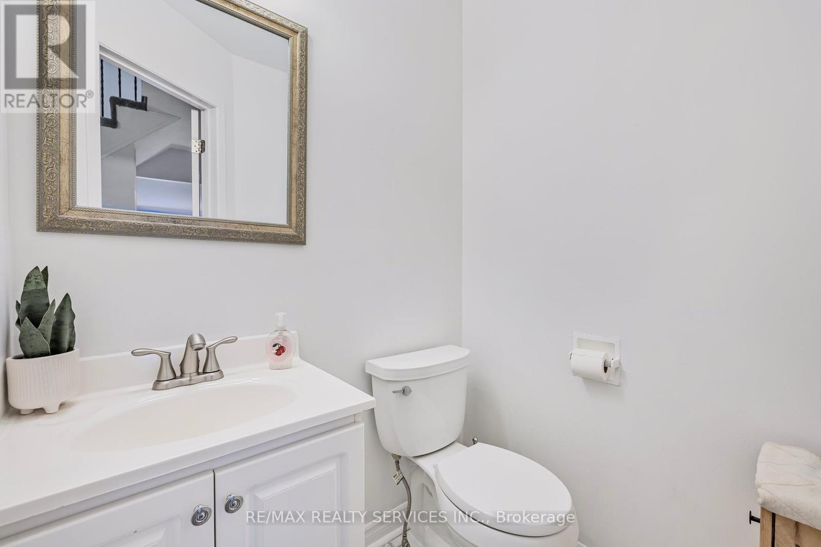 40 Crenshaw Court, Brampton, Ontario  L6Z 1W9 - Photo 15 - W12185068