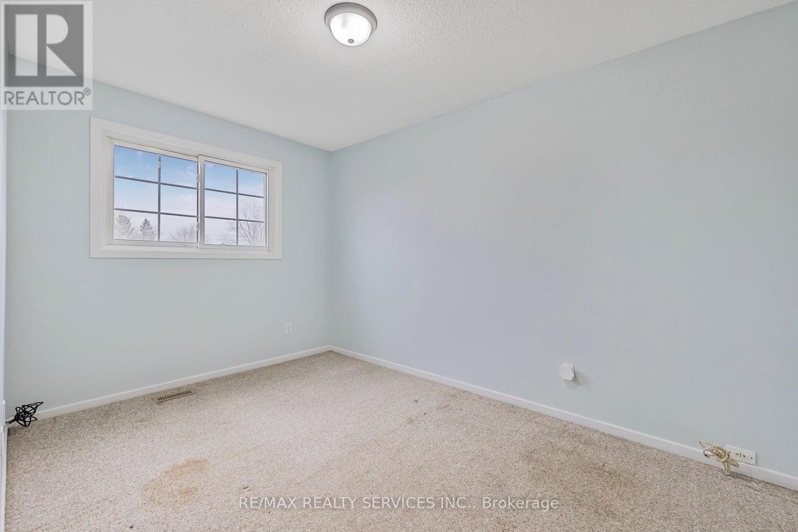 40 Crenshaw Court, Brampton, Ontario  L6Z 1W9 - Photo 18 - W12185068
