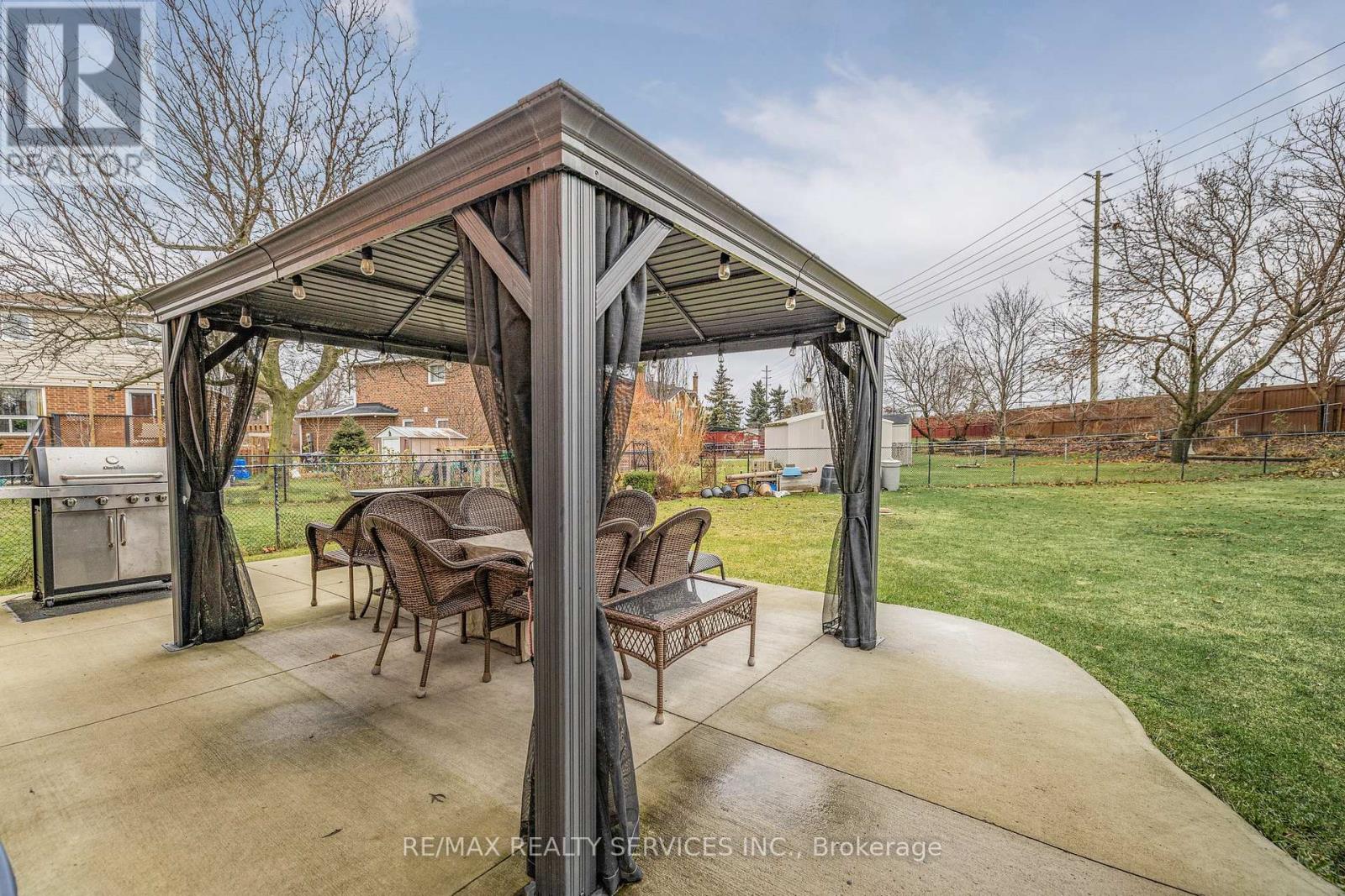 40 Crenshaw Court, Brampton, Ontario  L6Z 1W9 - Photo 27 - W12185068