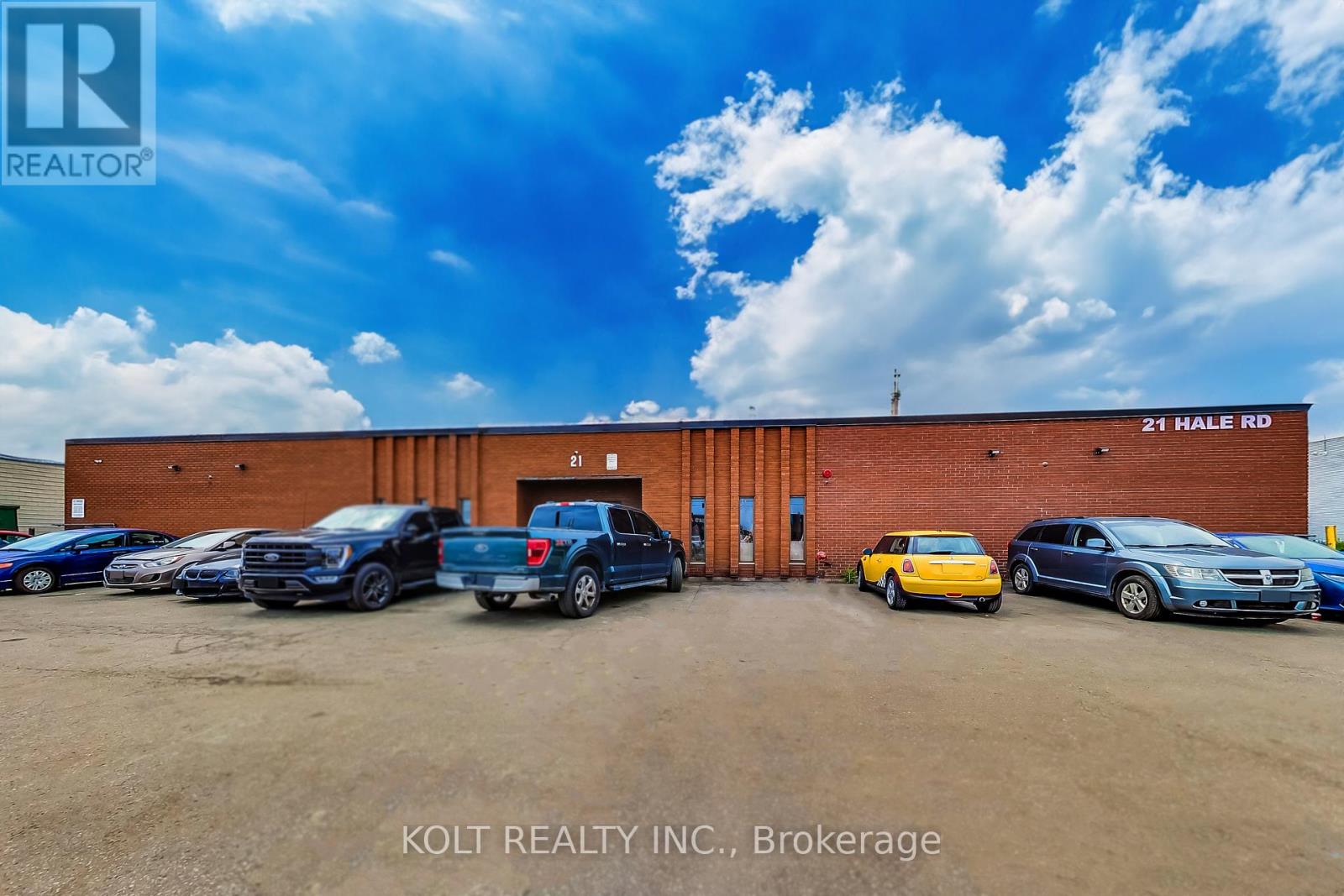 10 - 21 HALE ROAD, Brampton, Ontario
