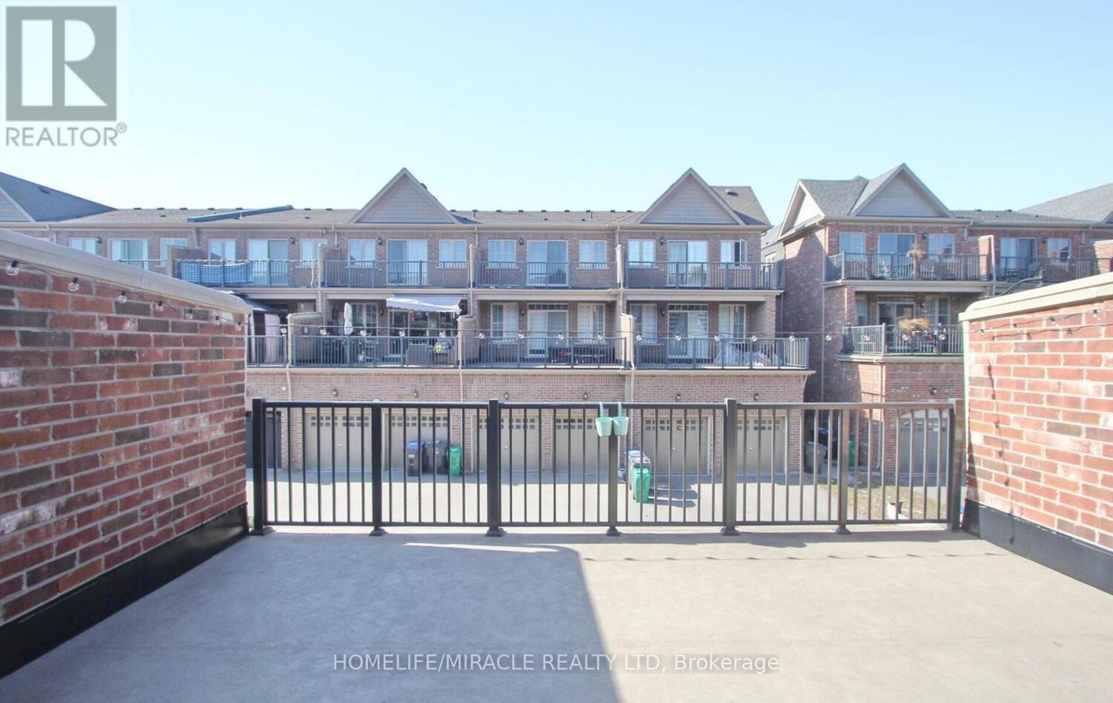 12 Remembrance Road, Brampton, Ontario  L7A 4Z1 - Photo 17 - W12185079
