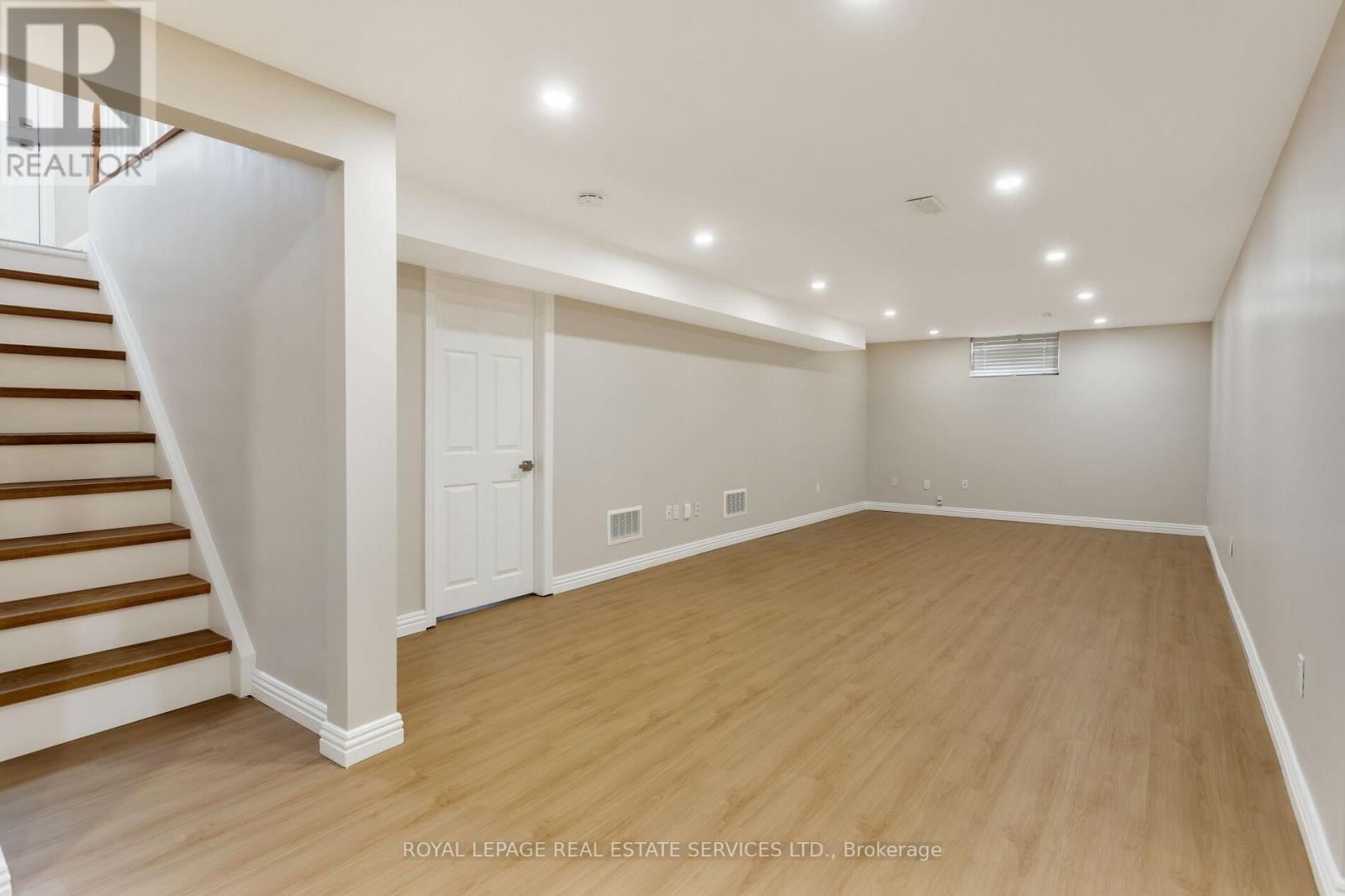 1181 Newton Road, Oakville, Ontario  L6H 2A1 - Photo 19 - W12185115