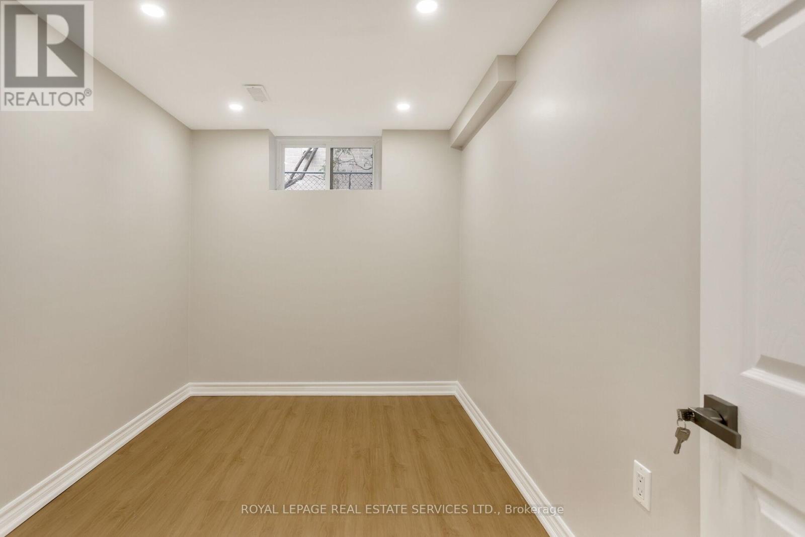 1181 Newton Road, Oakville, Ontario  L6H 2A1 - Photo 22 - W12185115