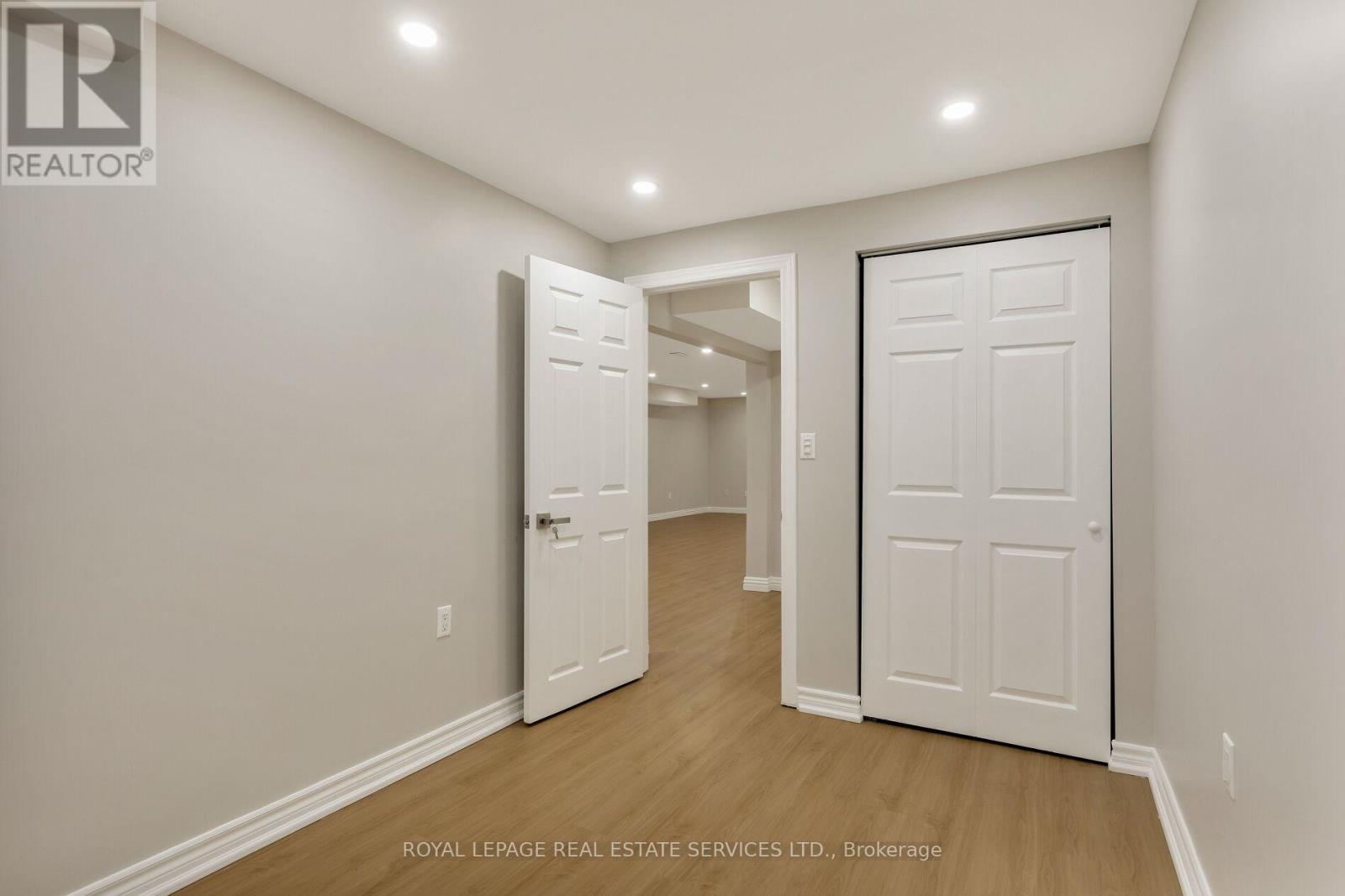 1181 Newton Road, Oakville, Ontario  L6H 2A1 - Photo 23 - W12185115