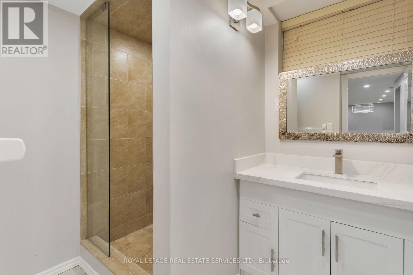1181 Newton Road, Oakville, Ontario  L6H 2A1 - Photo 25 - W12185115