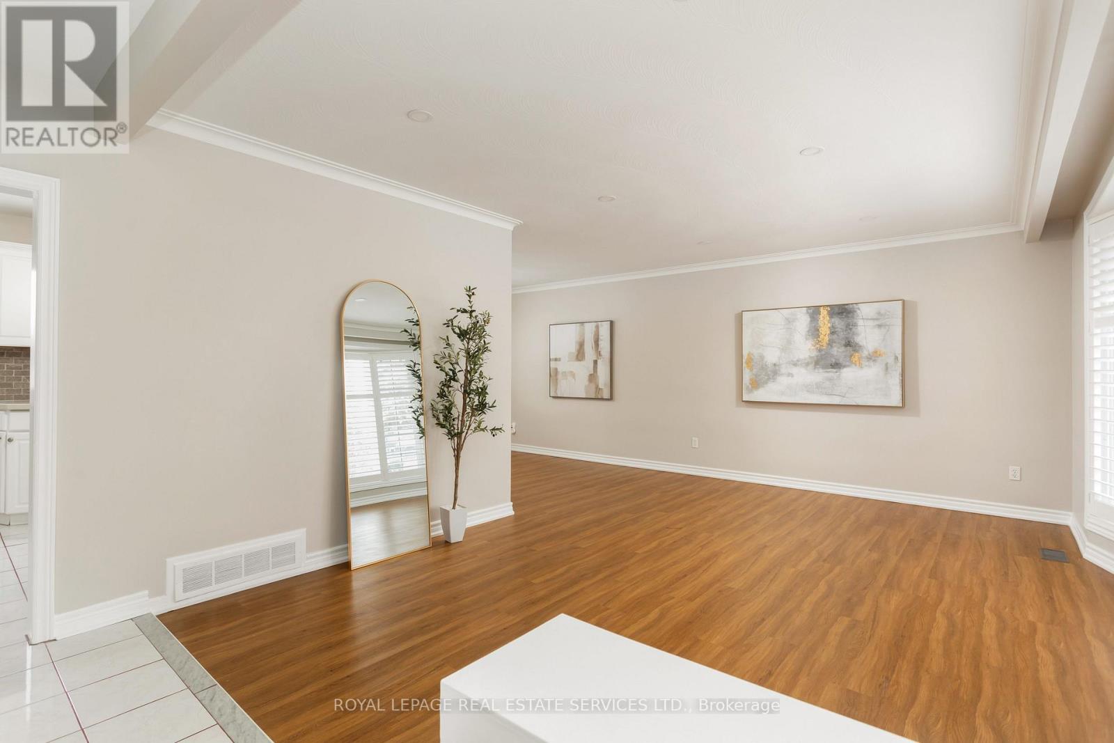 1181 Newton Road, Oakville, Ontario  L6H 2A1 - Photo 28 - W12185115