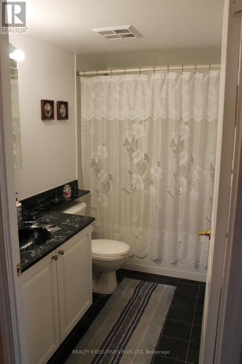 308 - 4879 Kimbermount Avenue, Mississauga, Ontario  L5M 7R9 - Photo 17 - W12185166