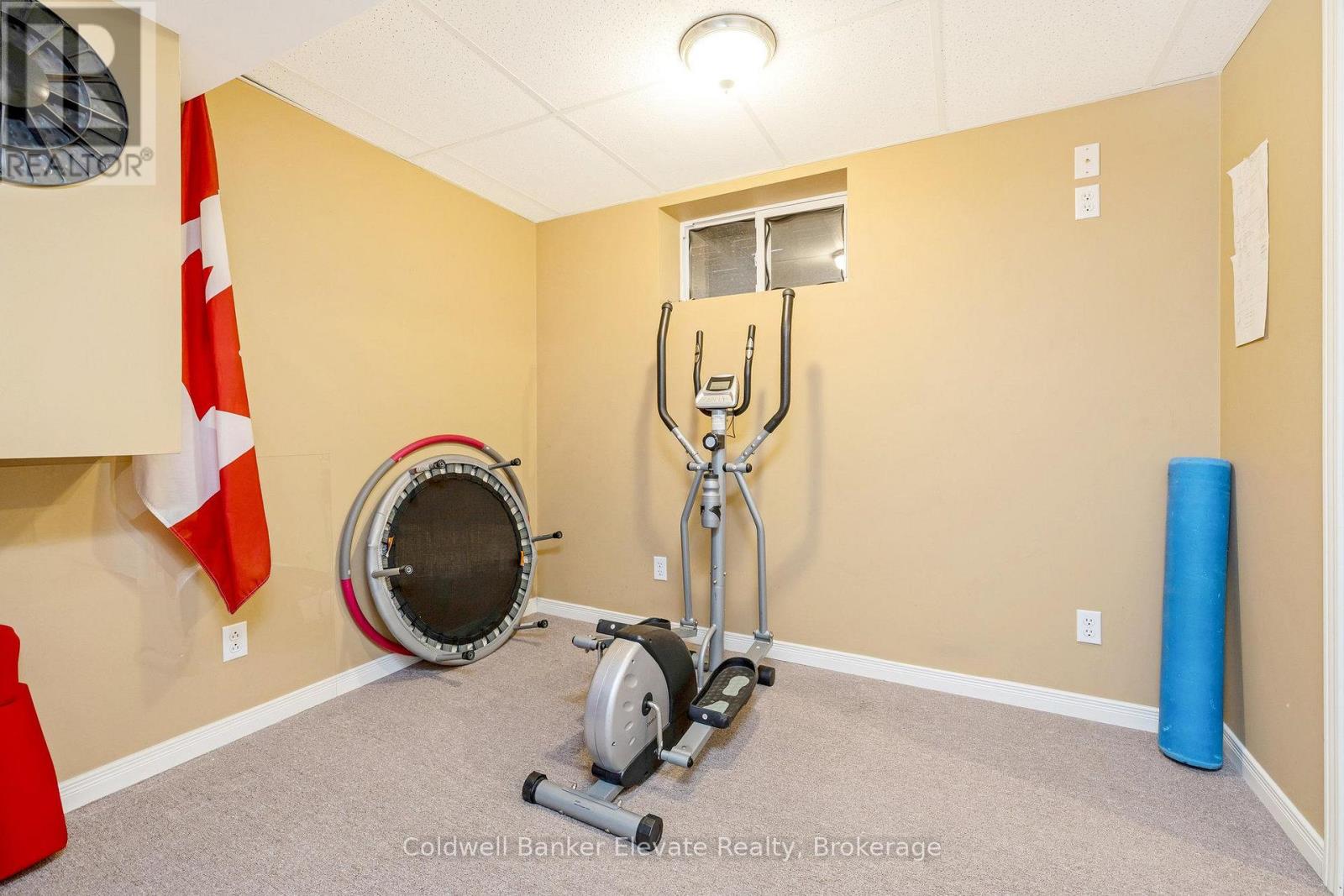 11 Hillside Drive, Halton Hills, Ontario  L7G 4W2 - Photo 34 - W12185187