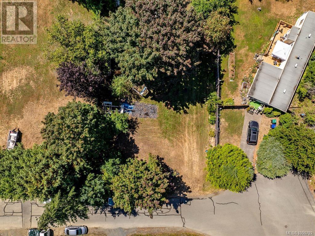 4732 Oakridge Dr, Courtenay, British Columbia  V9N 6A8 - Photo 28 - 1001792