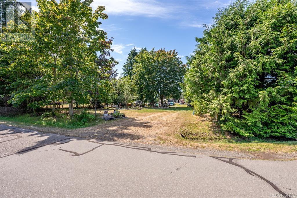 4732 Oakridge Dr, Courtenay, British Columbia  V9N 6A8 - Photo 42 - 1001792