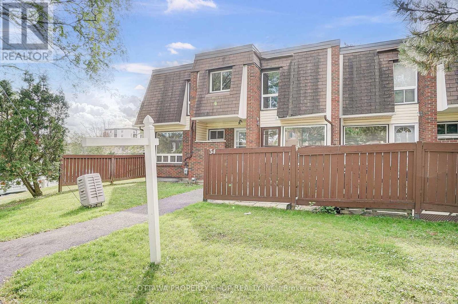 Property at 34 - 2939 FAIRLEA CRESCENT image 1