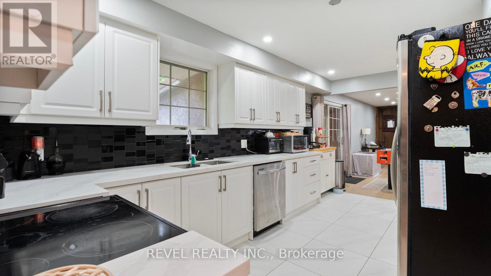 279 Cockshutt Road, Brantford, Ontario  N3T 5L6 - Photo 12 - X12185095