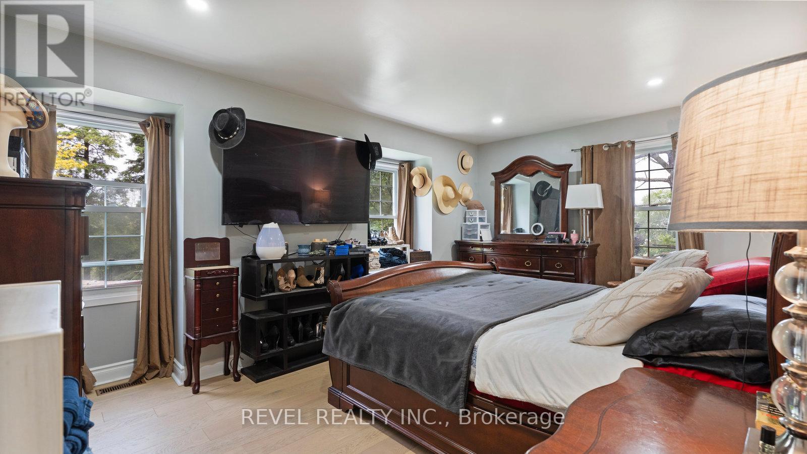 279 Cockshutt Road, Brantford, Ontario  N3T 5L6 - Photo 22 - X12185095