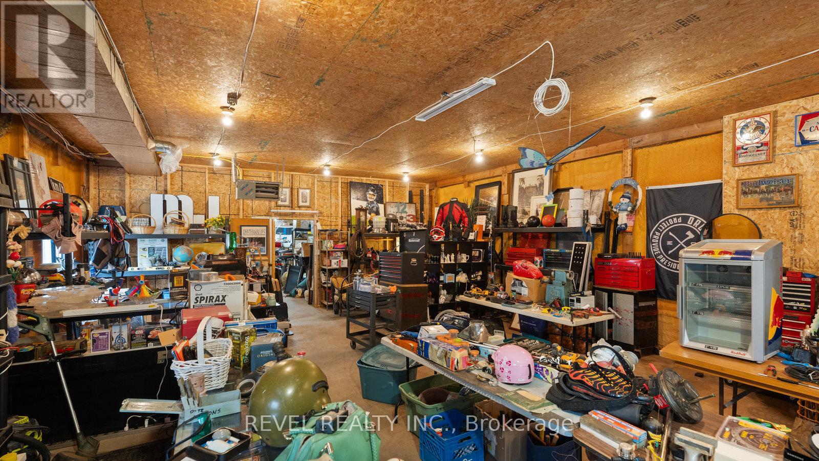 279 Cockshutt Road, Brantford, Ontario  N3T 5L6 - Photo 32 - X12185095