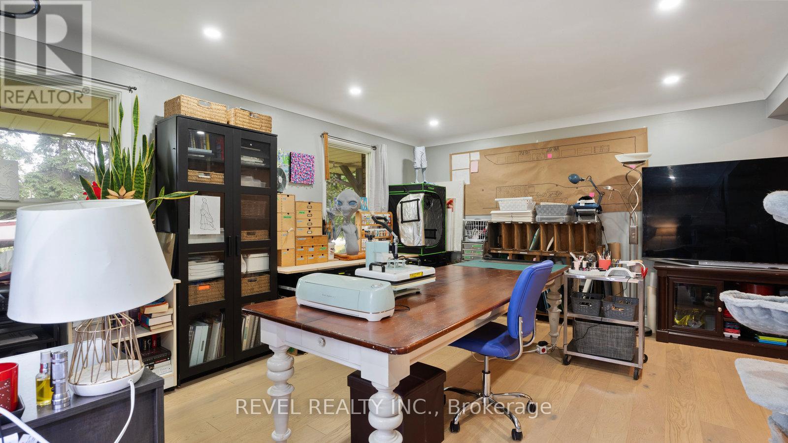 279 Cockshutt Road, Brantford, Ontario  N3T 5L6 - Photo 7 - X12185095