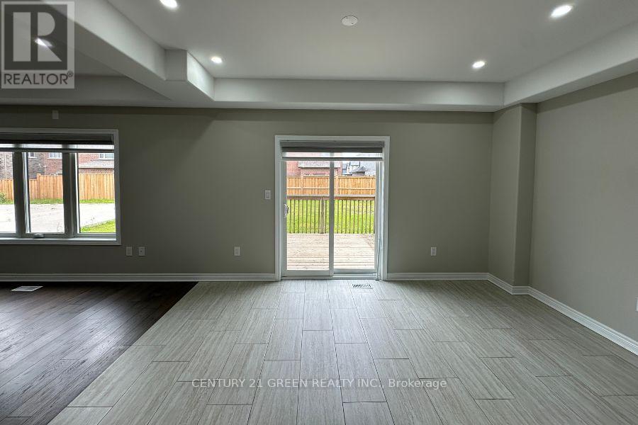 31 Success Way, Thorold, Ontario  L2V 0C8 - Photo 10 - X12185174