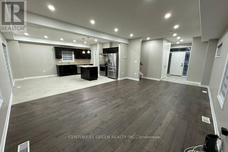 31 Success Way, Thorold, Ontario  L2V 0C8 - Photo 3 - X12185174
