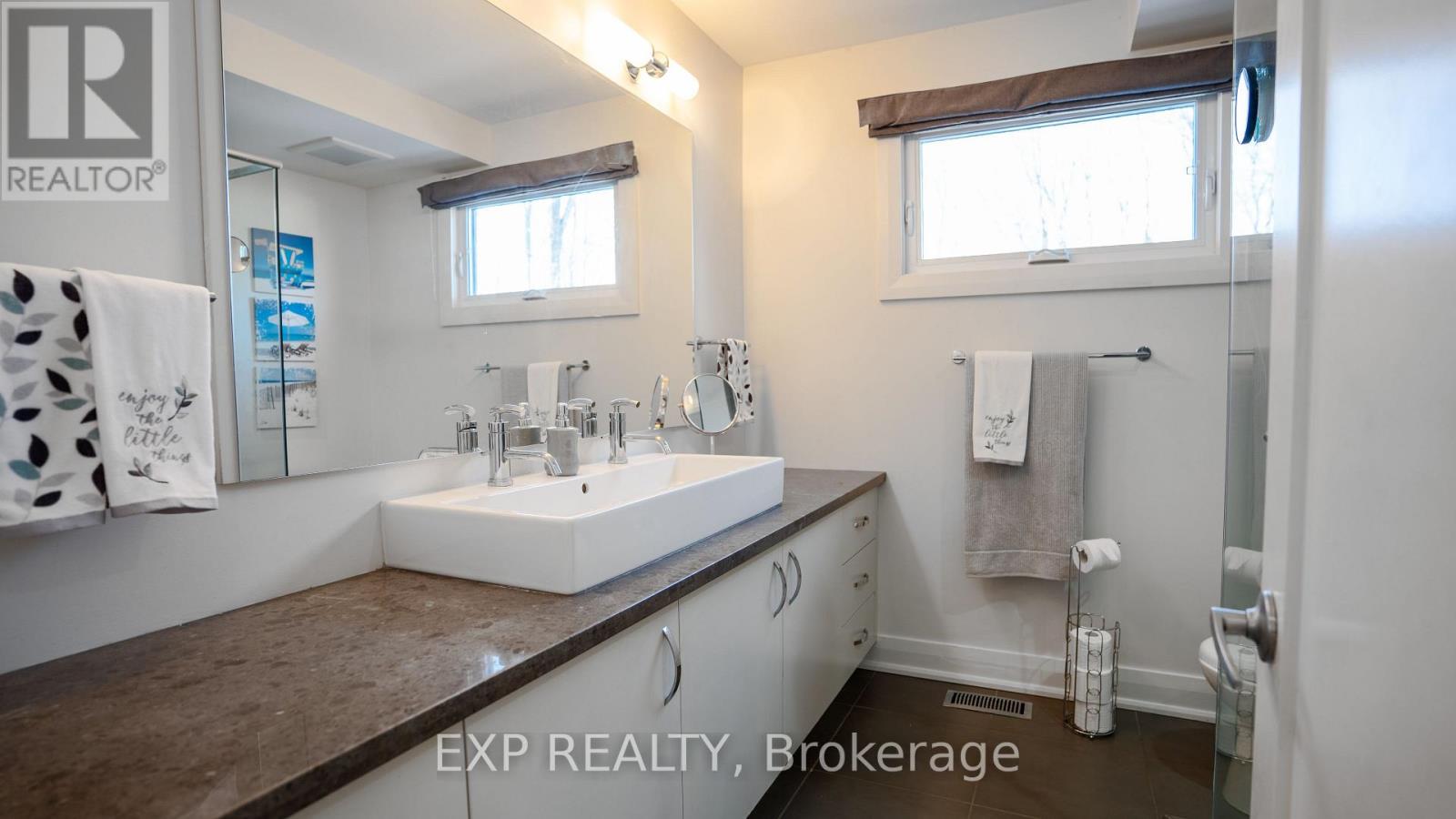 17 Chesswood Court, Ottawa, Ontario  K2E 7E3 - Photo 18 - X12139792