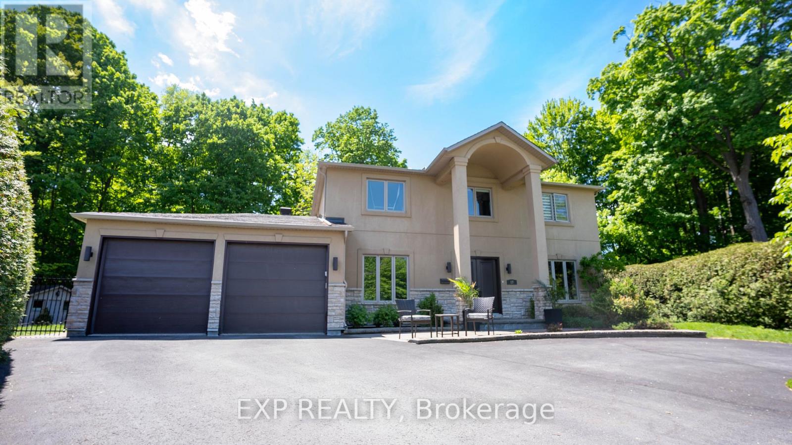 17 Chesswood Court, Ottawa, Ontario  K2E 7E3 - Photo 1 - X12139792