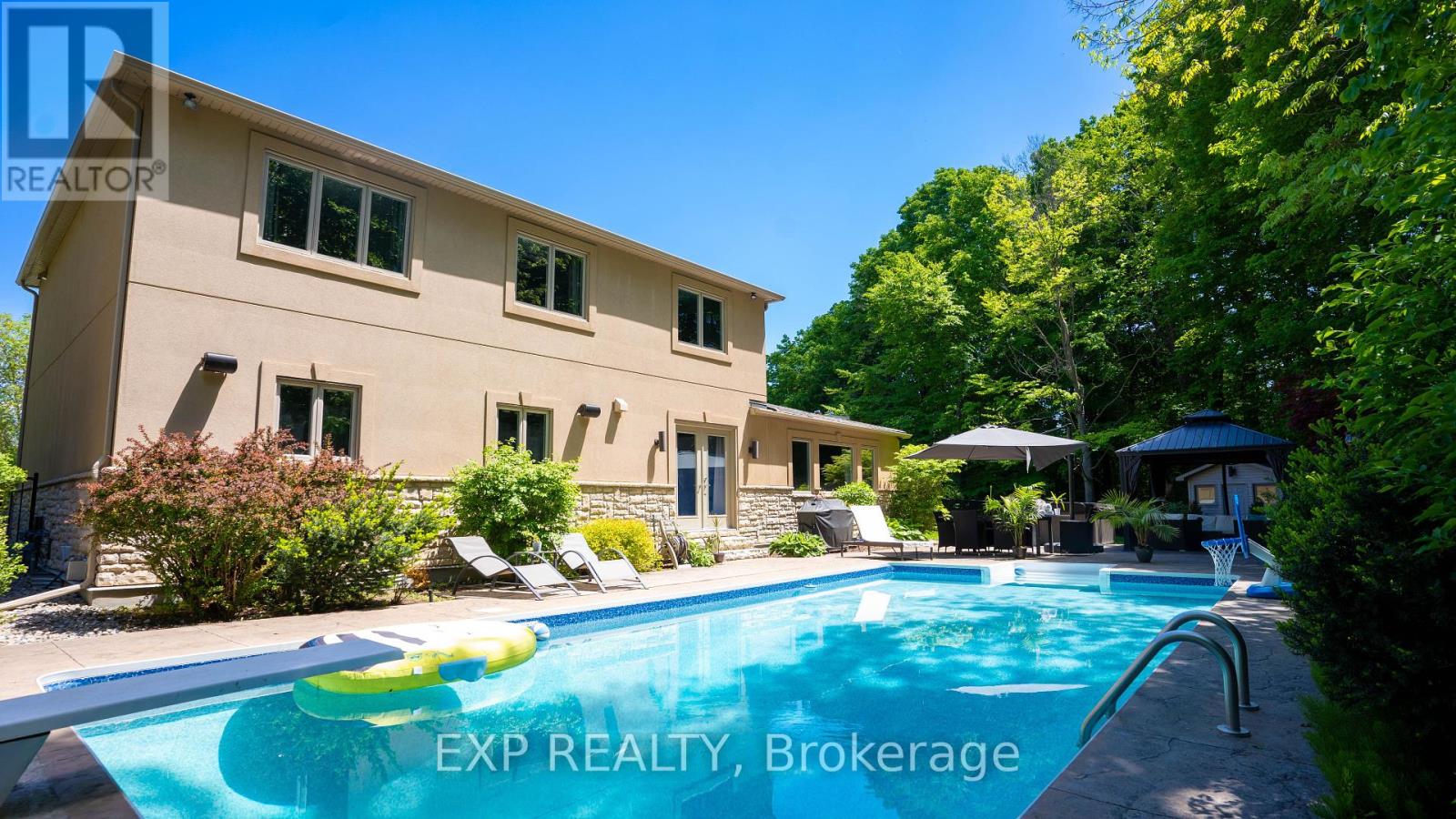 17 Chesswood Court, Ottawa, Ontario  K2E 7E3 - Photo 37 - X12139792