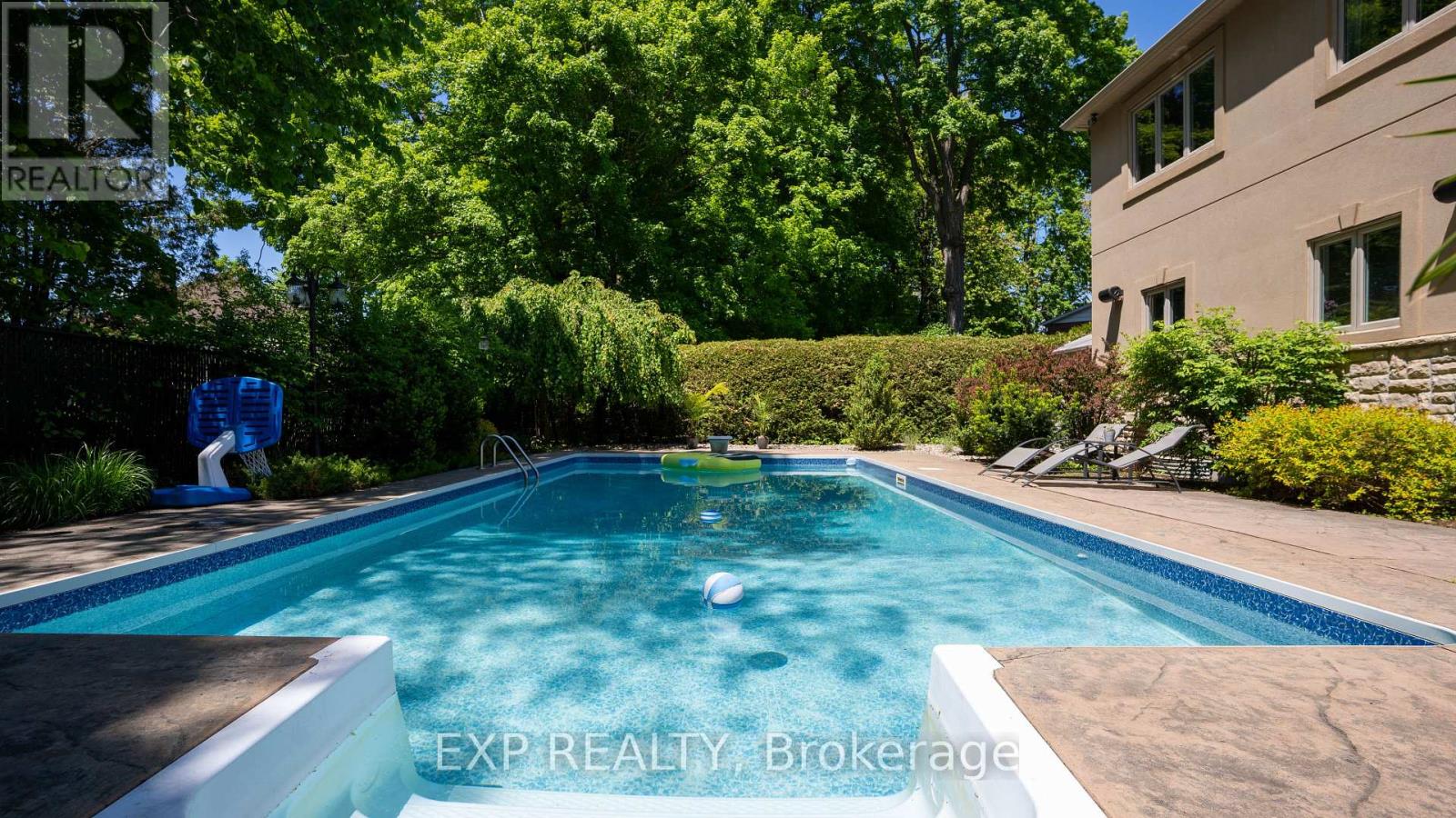 17 Chesswood Court, Ottawa, Ontario  K2E 7E3 - Photo 39 - X12139792