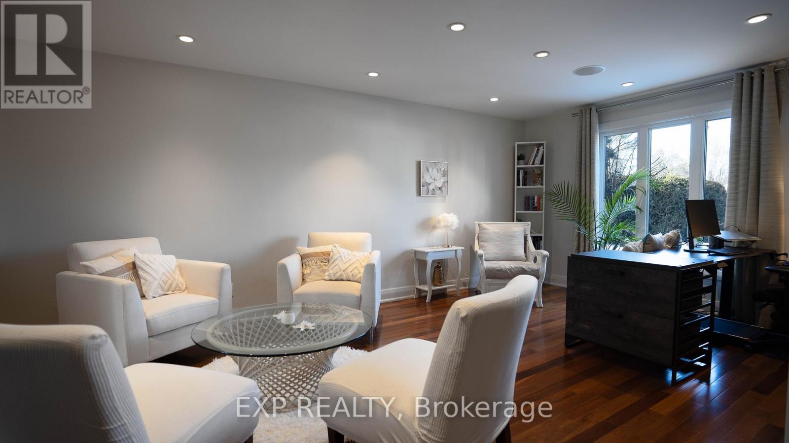 17 Chesswood Court, Ottawa, Ontario  K2E 7E3 - Photo 8 - X12139792