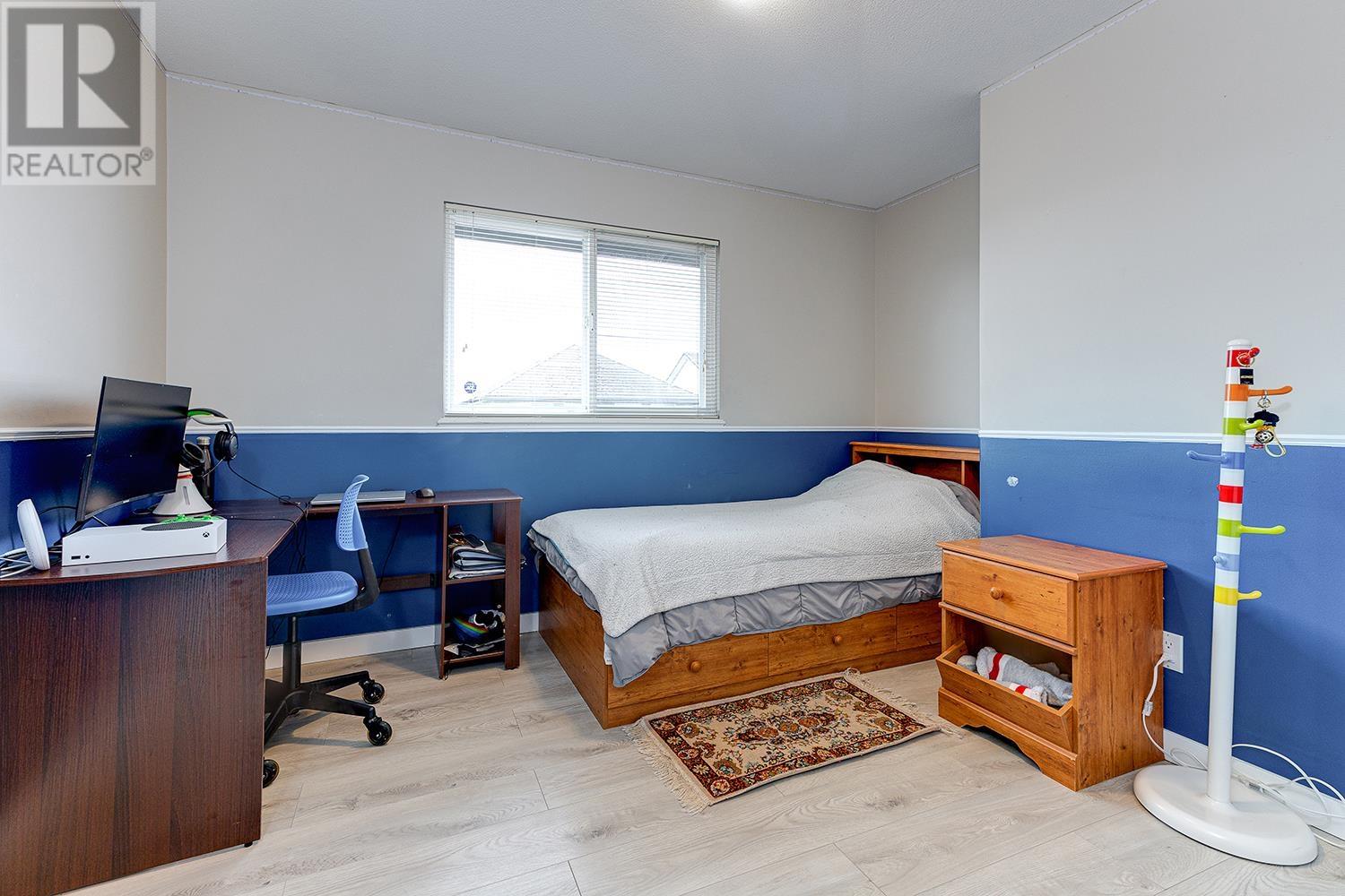 1077 Riverside Drive, Port Coquitlam, British Columbia  V3B 8A7 - Photo 31 - R3009218