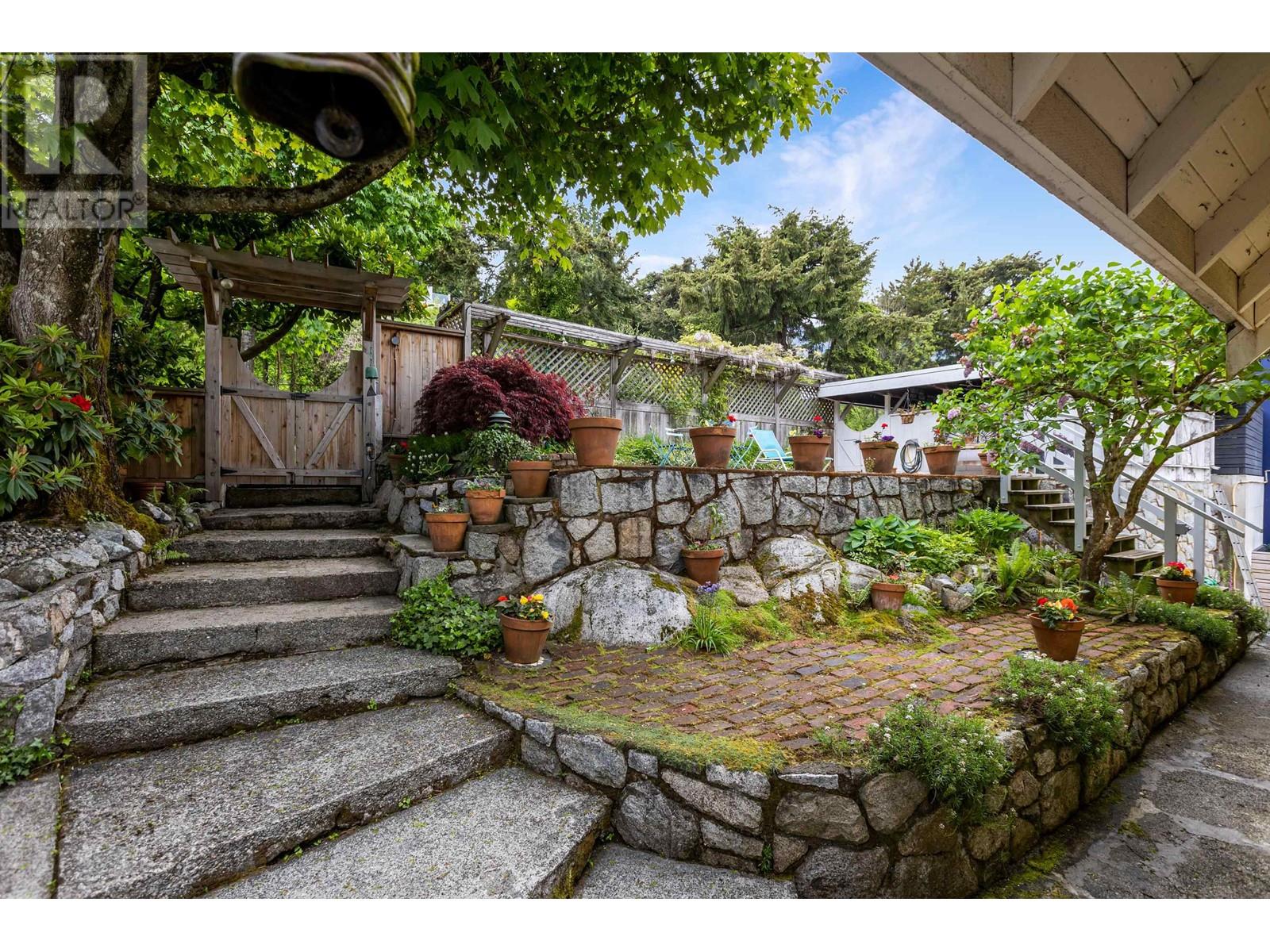 3615 Sunset Lane, West Vancouver, British Columbia  V7V 1N3 - Photo 24 - R3009225