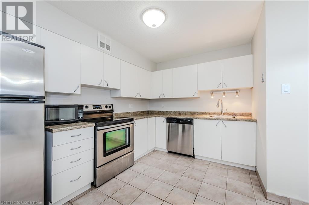 15 Hofstetter Avenue Unit# 404, Kitchener, Ontario N2A 3Z7 - Photo 10 - 40717817