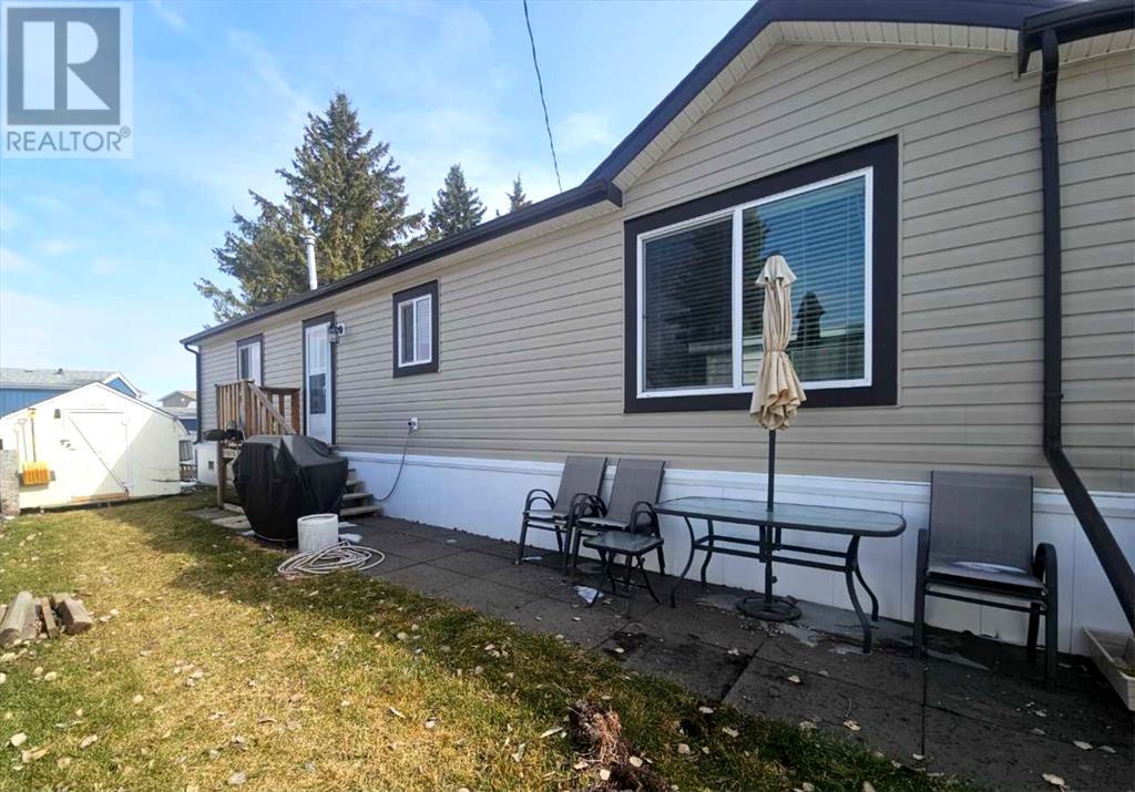 71, 4000 Minto Street, Penhold, Alberta  T0M 1R0 - Photo 4 - A2208234