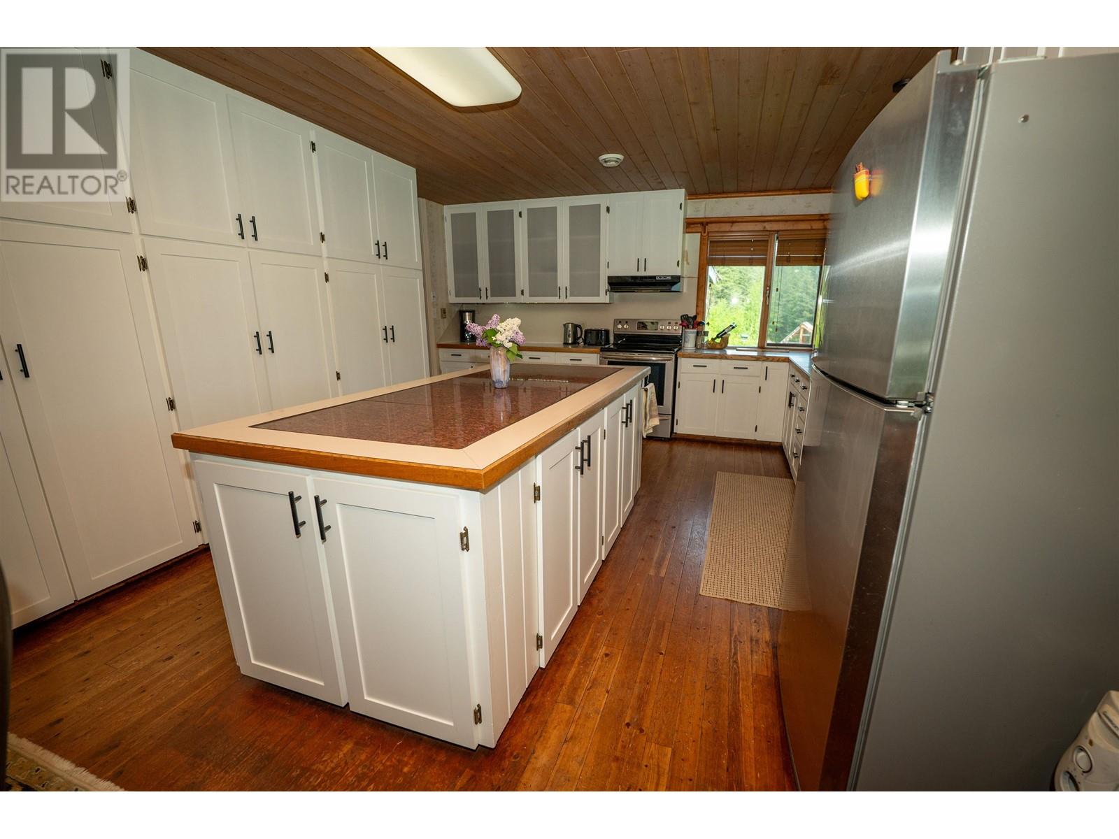 5993 West Fraser Road, Williams Lake, British Columbia  V2G 5H6 - Photo 12 - R3009181