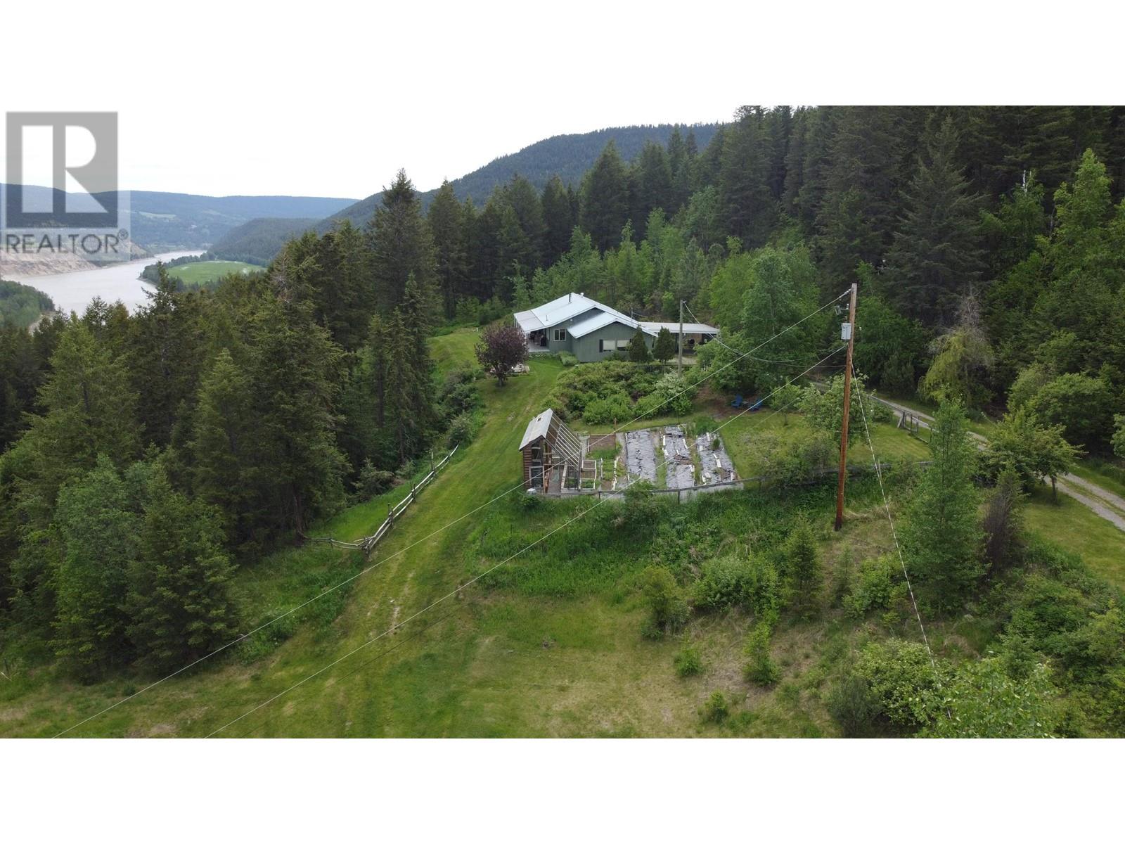 5993 West Fraser Road, Williams Lake, British Columbia  V2G 5H6 - Photo 6 - R3009181