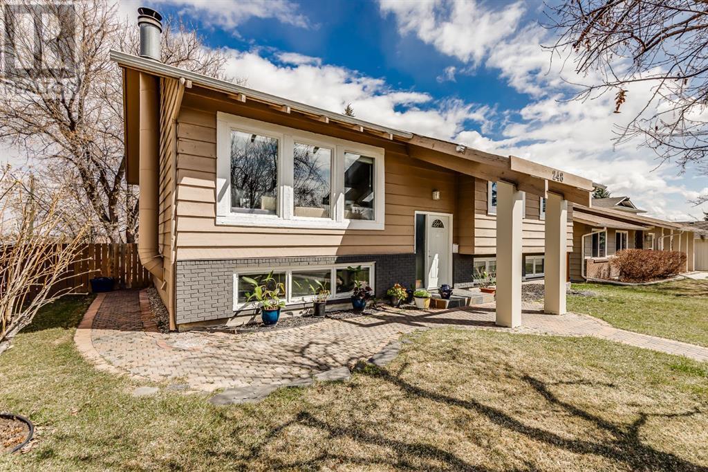 Property at 248 Parkland Crescent SE image 2