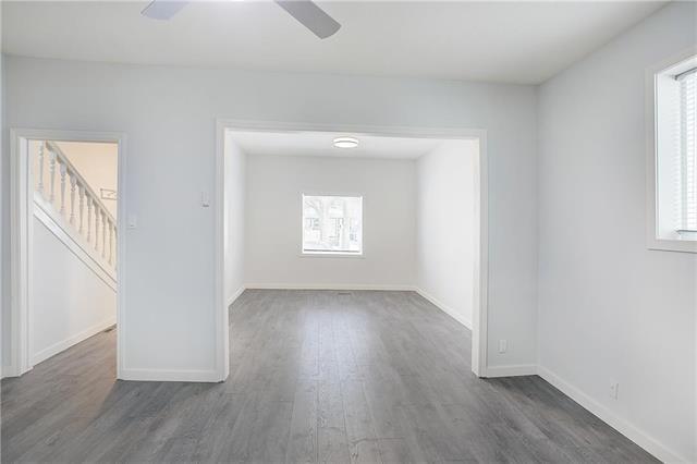 386 Aikins Street, Winnipeg, Manitoba  R2W 4H3 - Photo 3 - 202513544