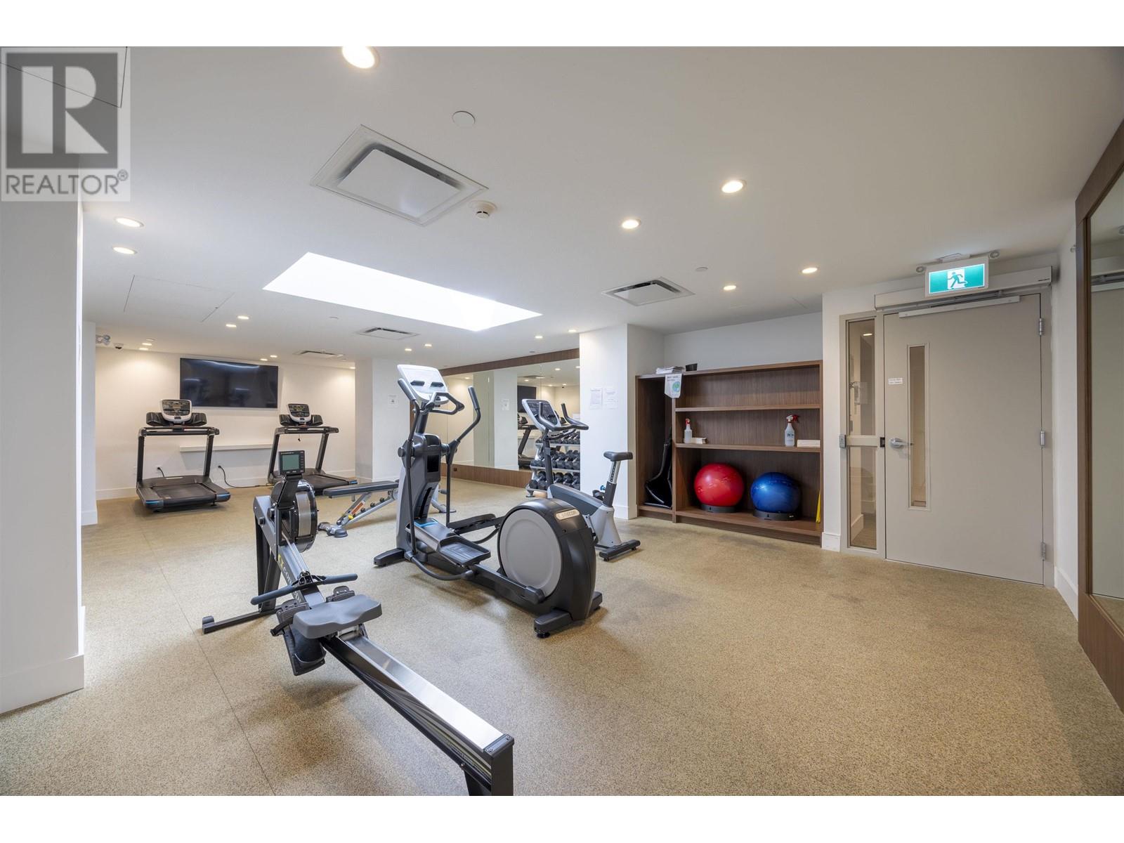 Listing Picture 29 of 38 : 307 7428 ALBERTA STREET, Vancouver / 溫哥華 - 魯藝地產 Yvonne Lu Group - MLS Medallion Club Member