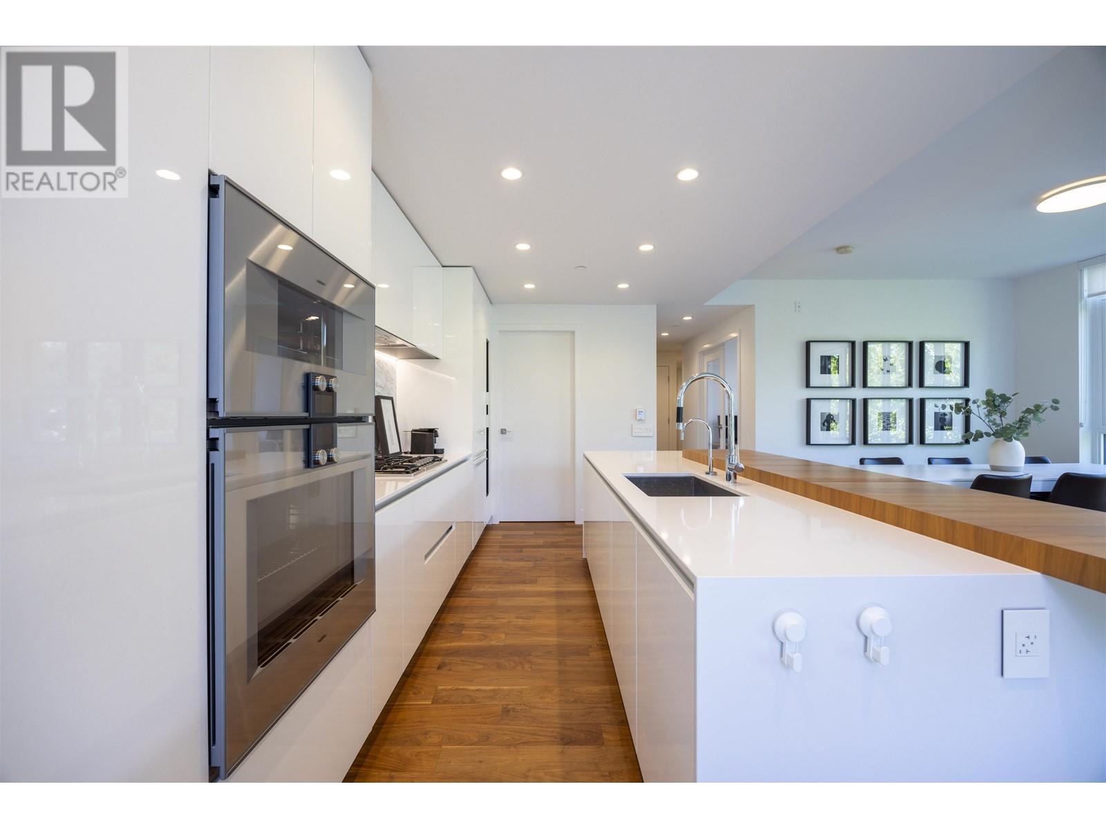 Listing Picture 11 of 38 : 307 7428 ALBERTA STREET, Vancouver / 溫哥華 - 魯藝地產 Yvonne Lu Group - MLS Medallion Club Member