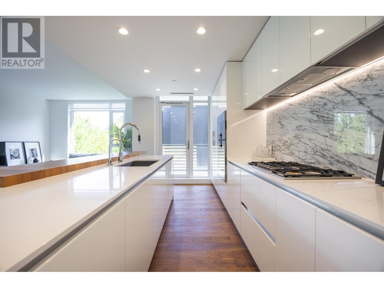 Listing Picture 13 of 38 : 307 7428 ALBERTA STREET, Vancouver / 溫哥華 - 魯藝地產 Yvonne Lu Group - MLS Medallion Club Member