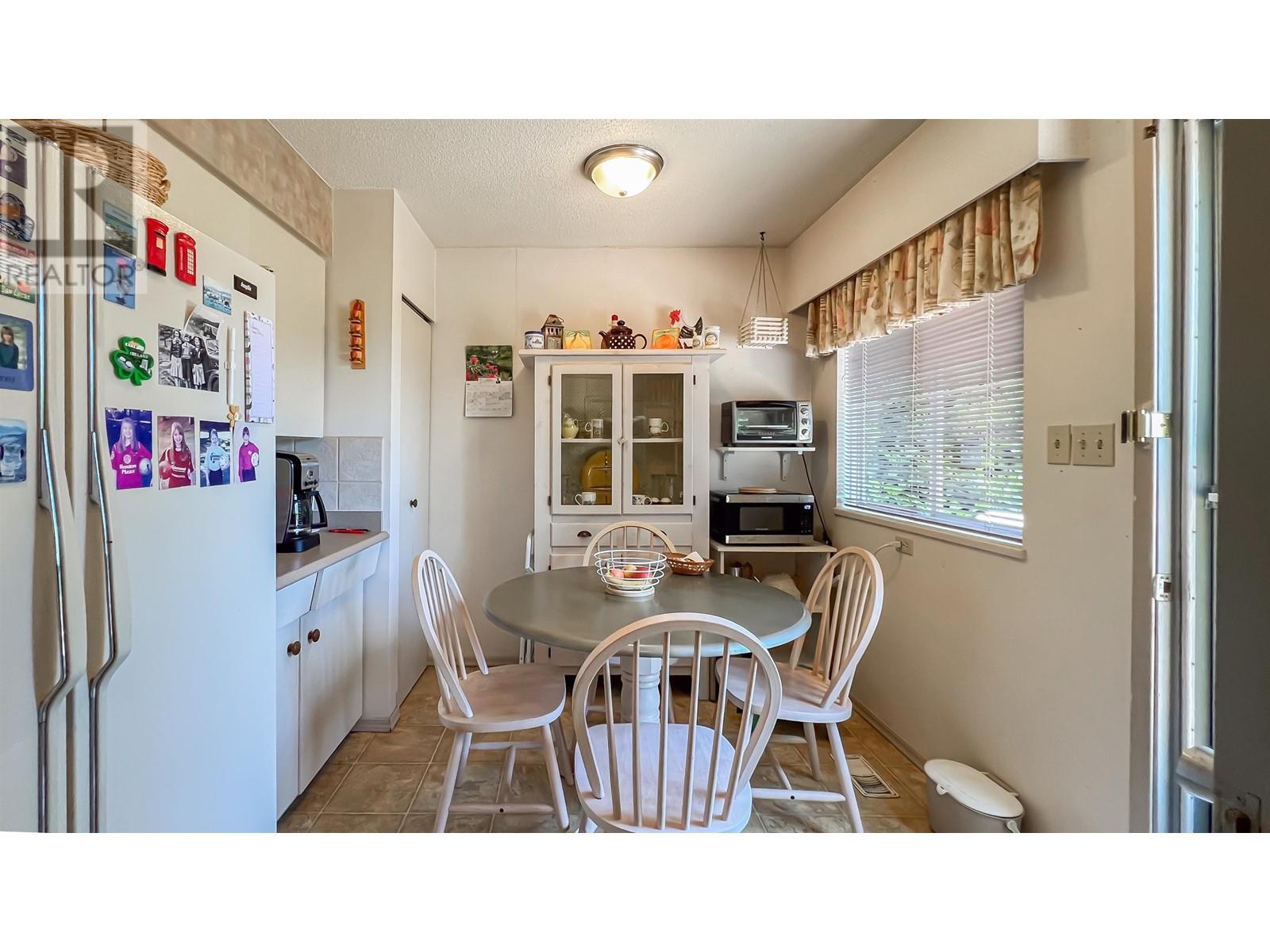 5691 Forsyth Crescent, Richmond, British Columbia  V7C 2C2 - Photo 13 - R3008940
