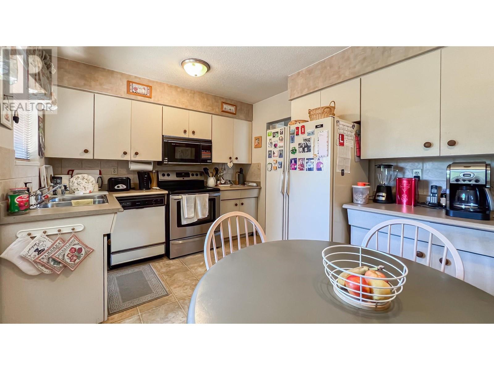 5691 Forsyth Crescent, Richmond, British Columbia  V7C 2C2 - Photo 11 - R3008940