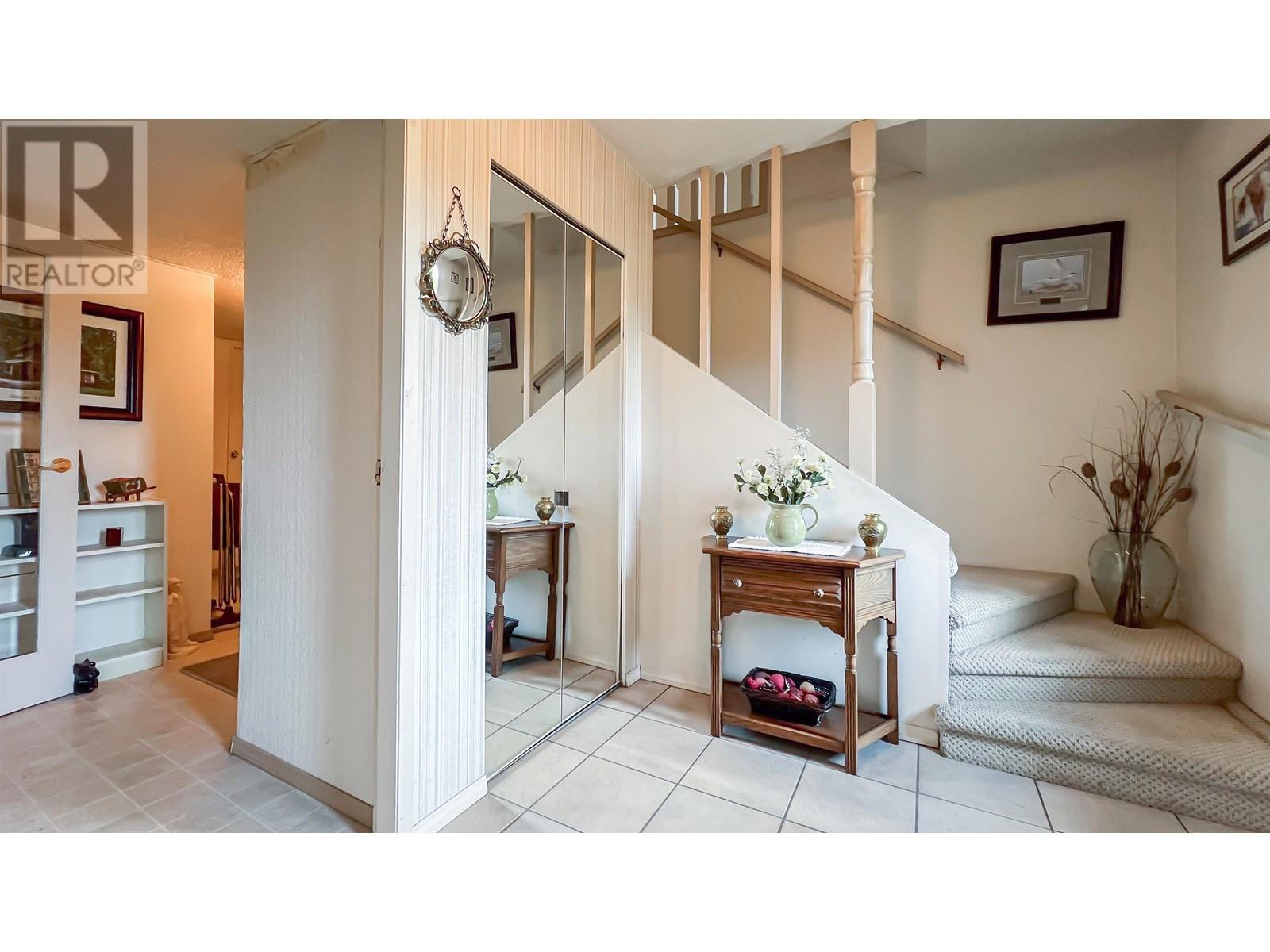 5691 Forsyth Crescent, Richmond, British Columbia  V7C 2C2 - Photo 4 - R3008940