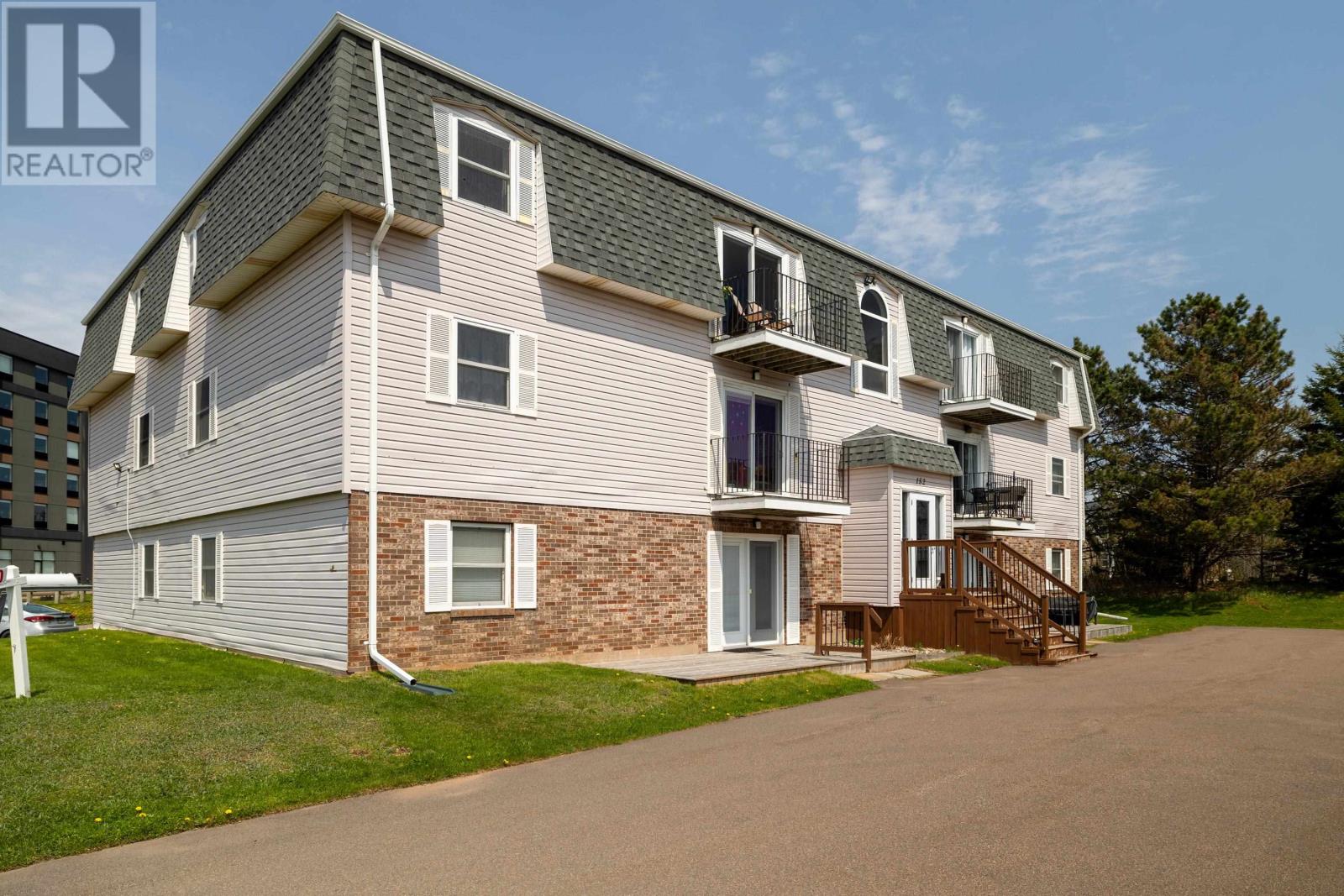 Property at 10 152 Maypoint Road image 2