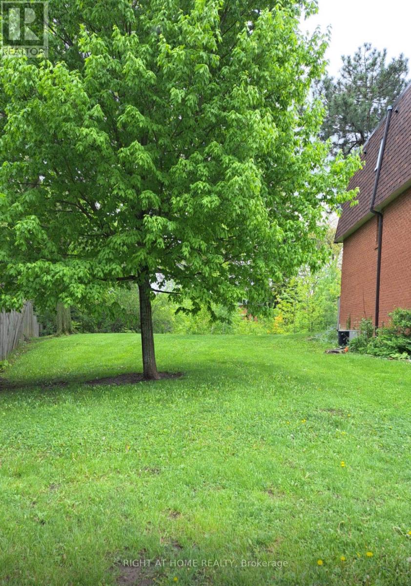 21 - 301 Bridletowne Circle W, Toronto (L'amoreaux), Ontario  M1W 2H7 - Photo 26 - E12089202
