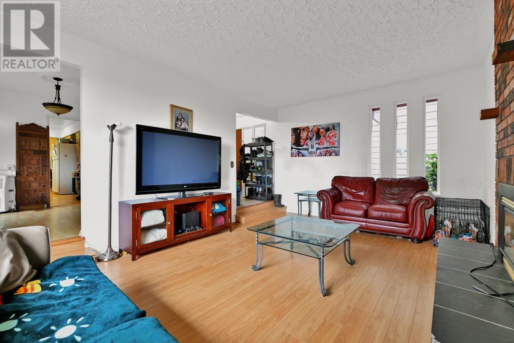 2512 Penshurst Court, Coquitlam, British Columbia  V3K 5S1 - Photo 10 - R3009211