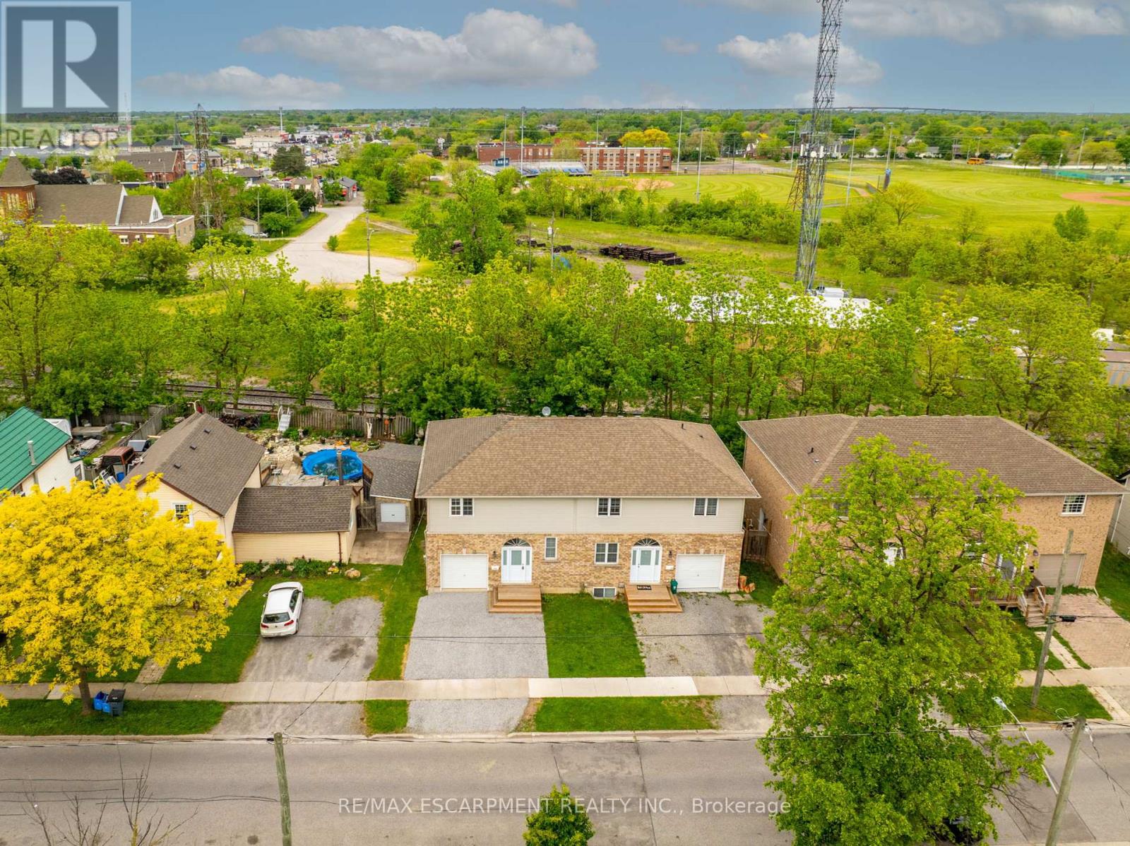 27a Walnut Street, St. Catharines, Ontario  L2T 1H6 - Photo 38 - X12183070