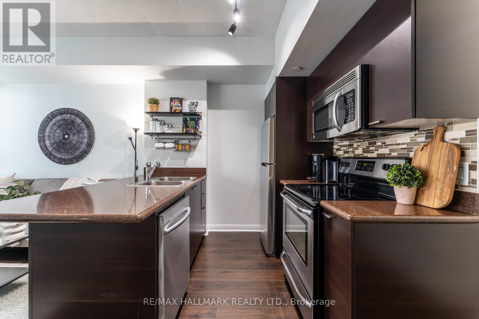 1406 - 375 King Street W, Toronto, Ontario  M5V 1K5 - Photo 12 - C12185255
